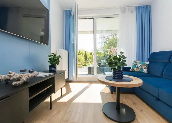 Aon Sunset Parking W Sobieszewska * Гданьск